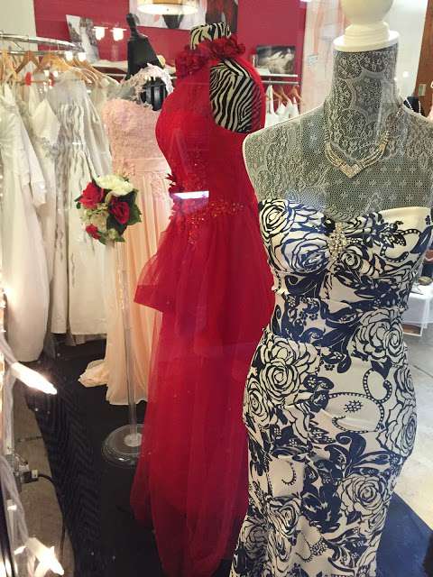 Jobs in Scarlet Bridal Boutique - reviews